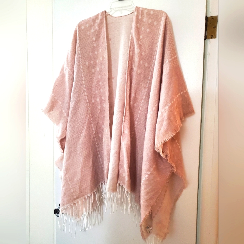 Gentle Fawn Lightweight Pink Shawl